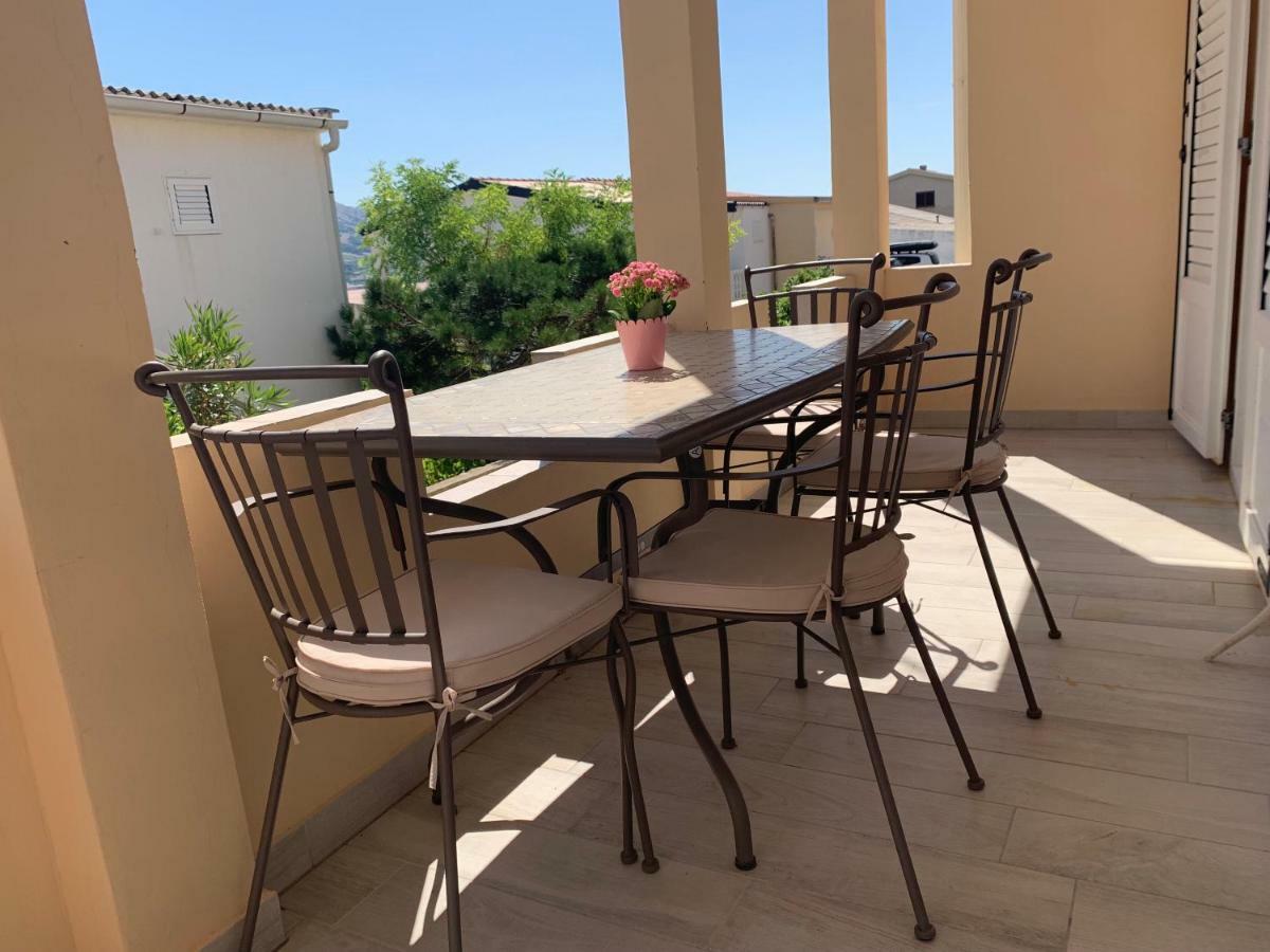Apartments Lux Pag Паг Екстер'єр фото